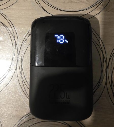 INIU Batterie Externe 25000mAh 100W Power Bank MacBook Steam Deck iPhone Samsung photo review