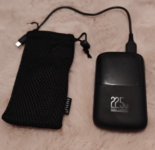 INIU Batterie Externe 25000mAh 100W Power Bank MacBook Steam Deck iPhone Samsung photo review